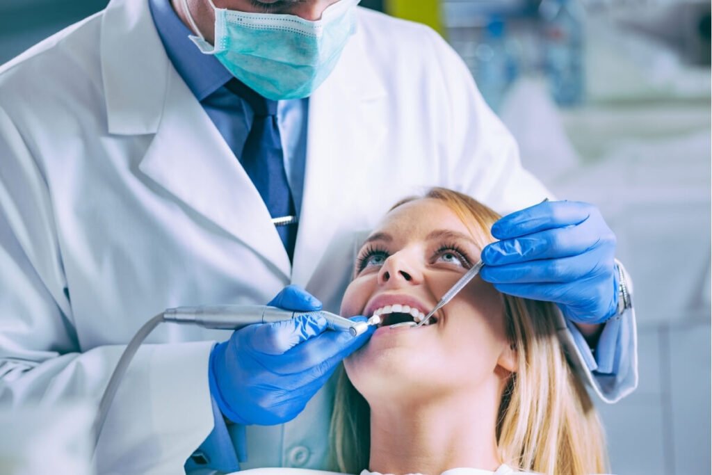 Uklanjanje kamenca sa zuba: brzo i bezbolno
